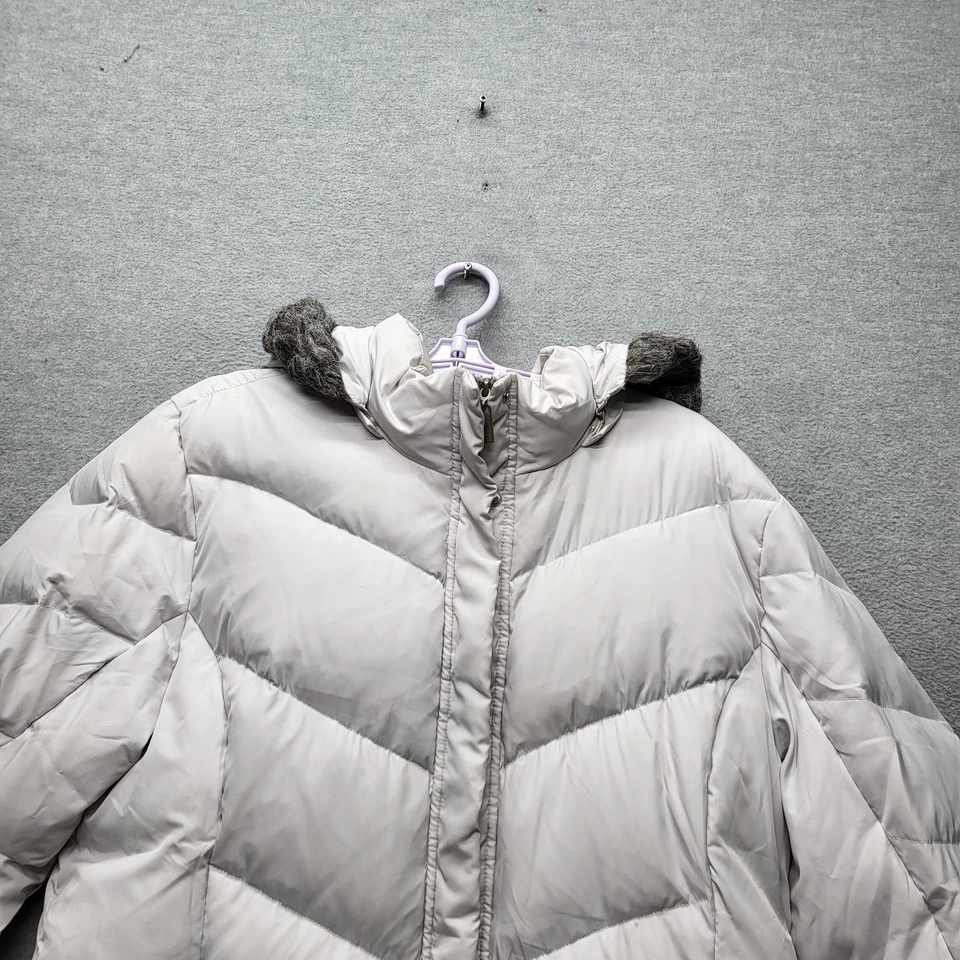 IZOD Women Jacket XL Light Gray Puffer Jacket Down Fur Trim Zipper - Image 4 of 4