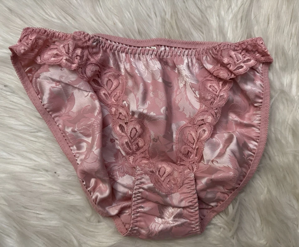 Bragas Victoria’s Secret Vintage Etiqueta Dorada Sedosas Med Talla 6 Rosa Borde de Encaje Nuevas Foto 3 de 4