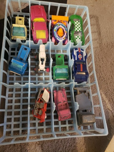 Matchbox Car Lot 35 Cars Vintage W/vintage Case - Picture 8 of 9