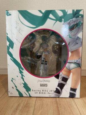 Racing Miku 2014 EV MIRAI Ver 1/7 Scale PVC Figure Max Factory