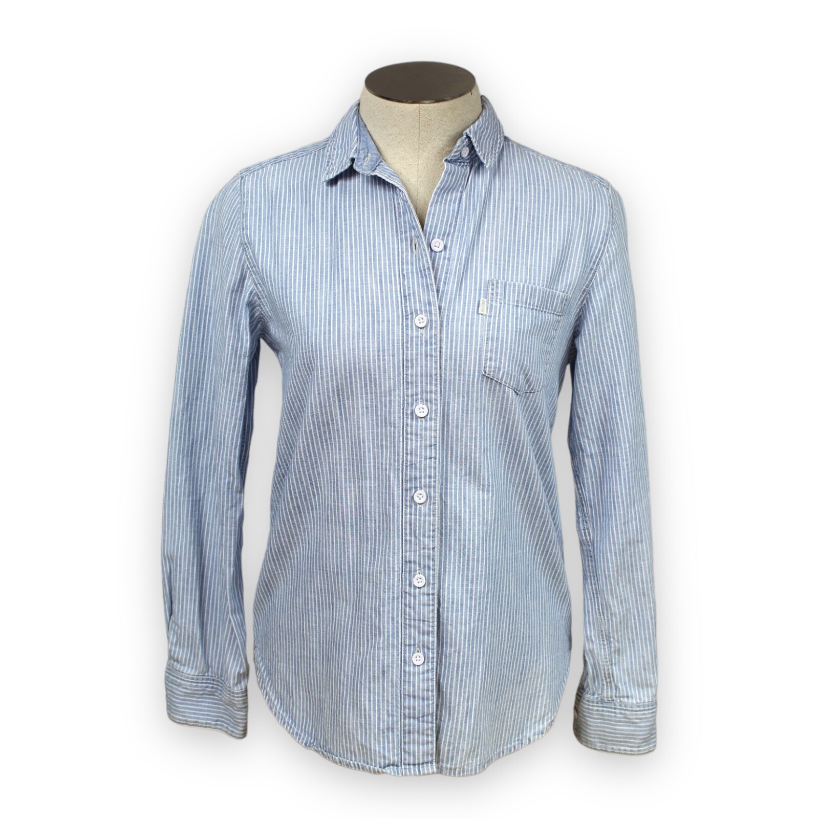 Levi’s Women’s Boyfriend Fit Long Sleeve Button Up … Gem