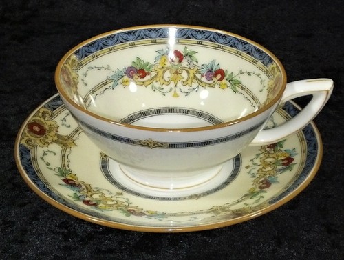 Minton Windsor Blue 9" Luncheon Plate and Footed Cup & Saucer - EUC - Picture 2 of 7
