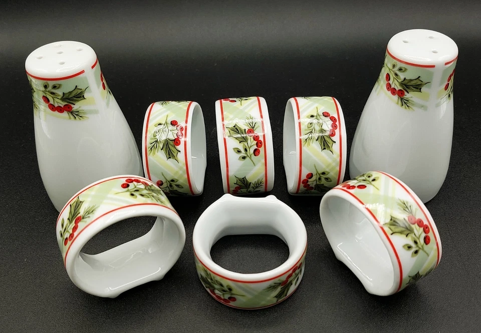 Juego de sal y pimienta Gibson Navidad -6 soportes para anillos de servilleta/a cuadros verdes/rojo Foto 3 de 4