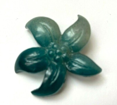Broche Vintage Plastique Bleue - Forme Chapeau Avec Fleur Et Ruban - 3,8 Cm - France