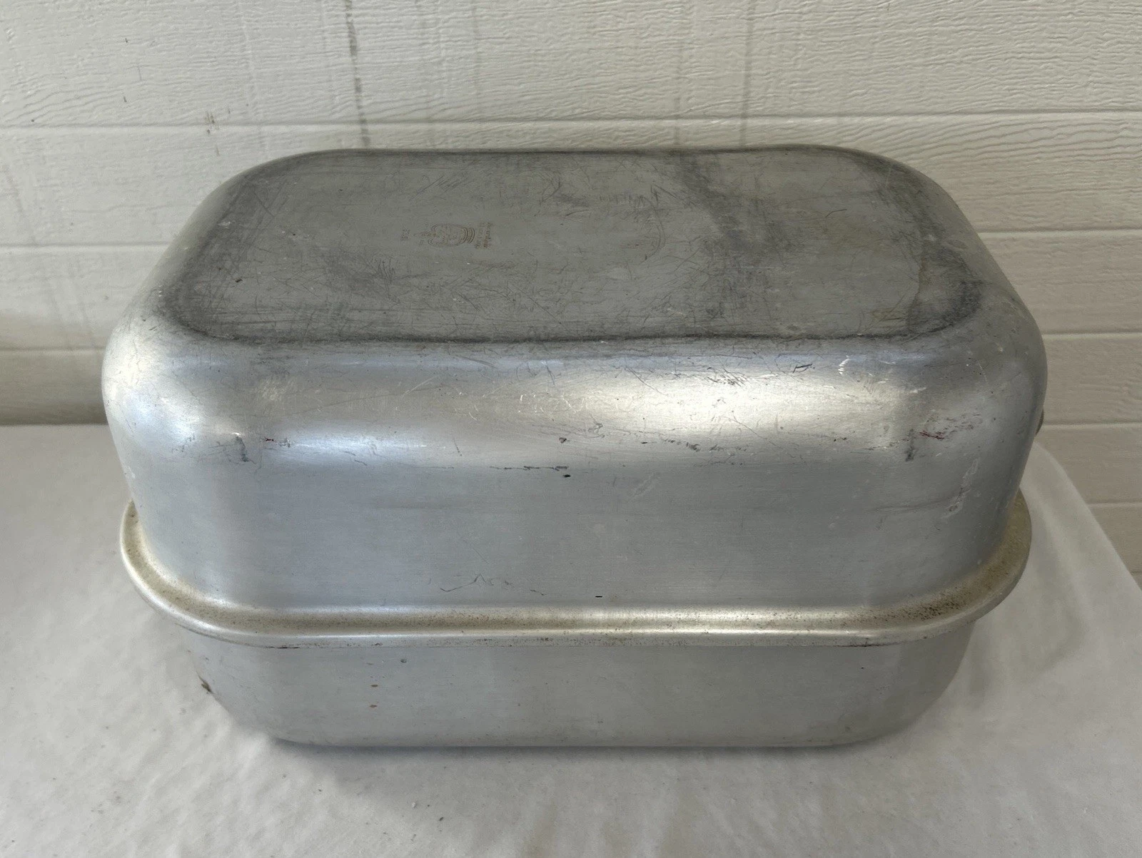 Royal Chef Aluminum Turkey Roasting Pan w/ Lid No. 125 Vintage With Rack
Opens in a new window or ta