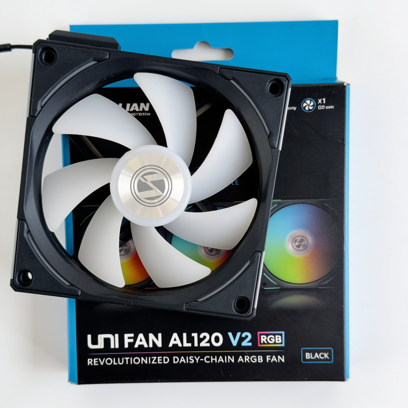 Lian Li 120mm UNI FAN AL120 VERSION 2 V2 Black RGB Computer Case Fan cors air