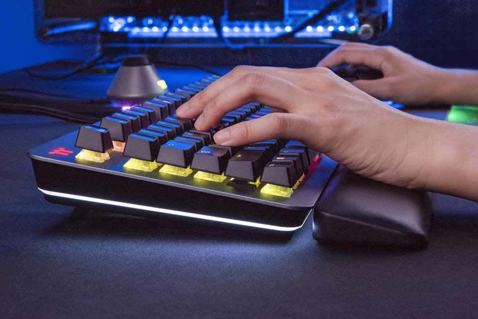 Argent K5 RGB Gaming Keyboard (Blue Switch), Aluminum and Streamlined Titaniu... - Image 4 of 4