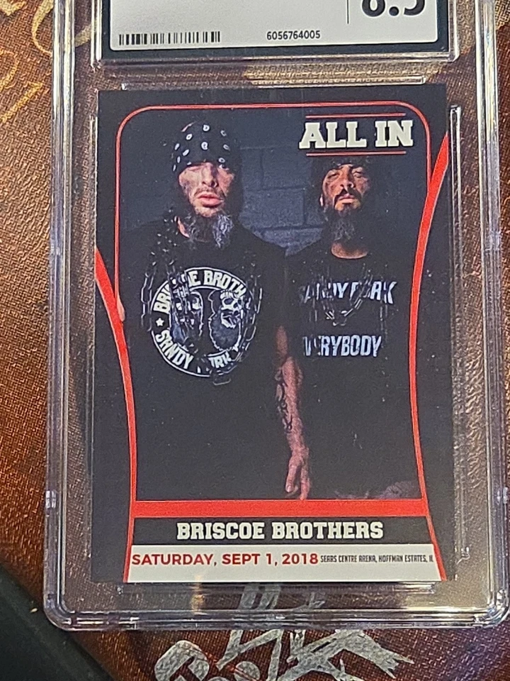 2018 AEW All In Briscoe Brothers #25 CGC 8,5 casi nuevo+ lucha libre profesional WWE NXT ROH WWF  Foto 2 de 4