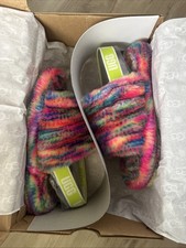 UGG Women s Fluff Yeah Slippers Tie-Dye Rainbow Slide Sandals Size 4