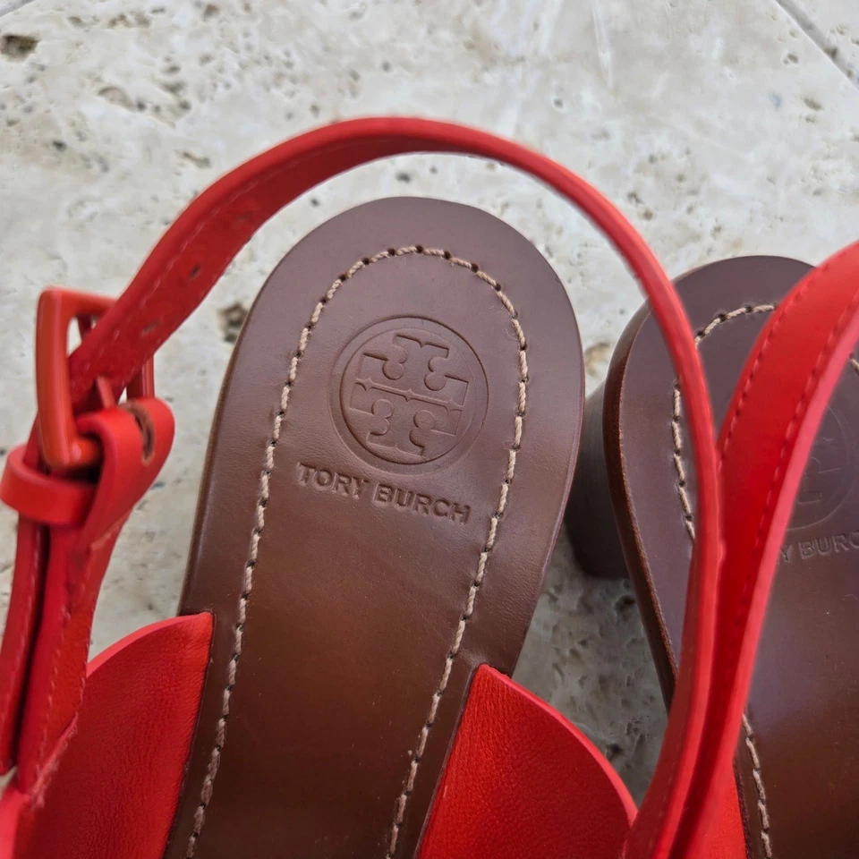 Sandalias de tacón Tory Burch Eleanor para mujer de cuero rojo con logotipo talla 9M zapatos de diseñador Foto 3 de 4