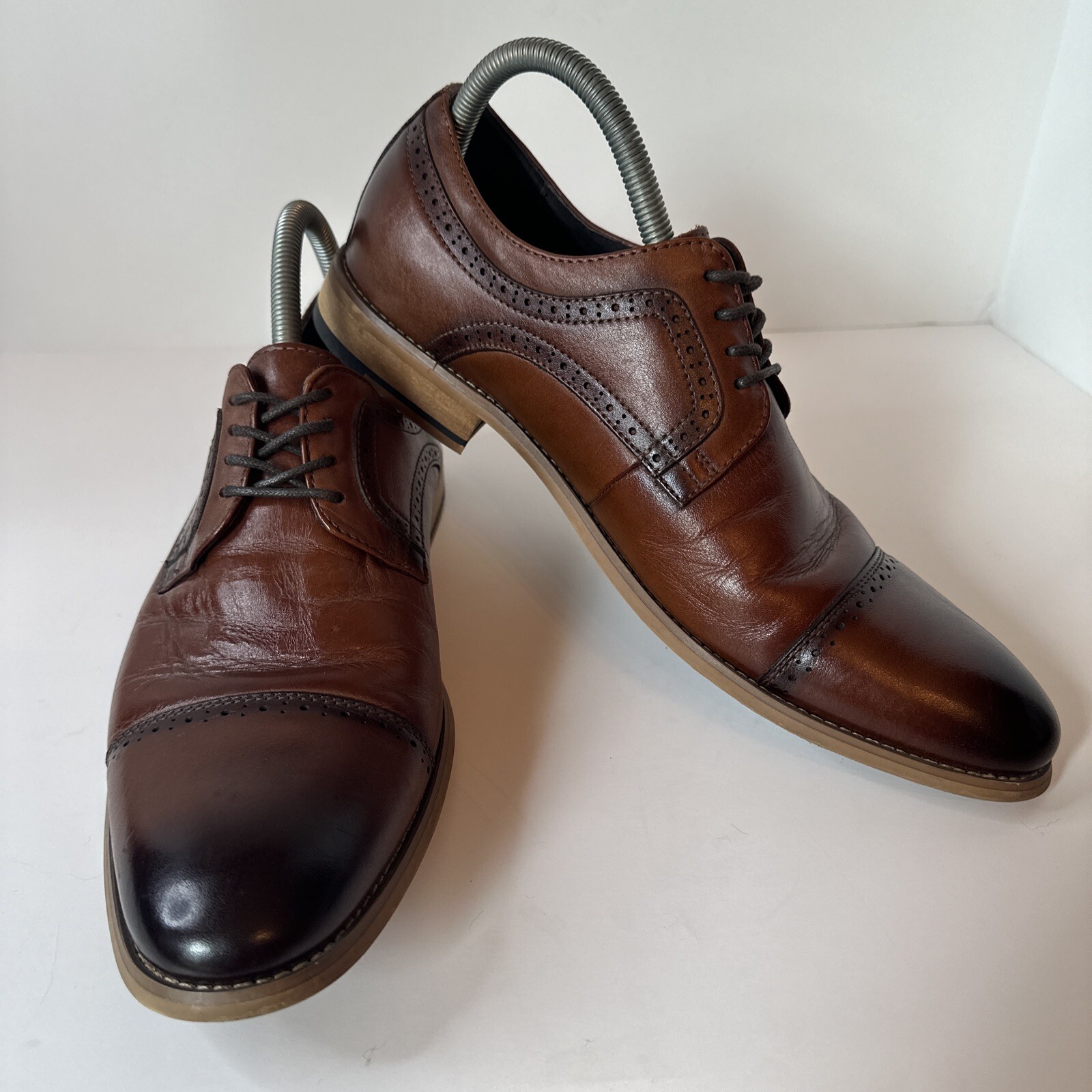 SAOLA Scarpe da uomo marroni Stacy Adams Dickinson cap toe Oxford 25066 221 taglia 9 5 M OTTIME
