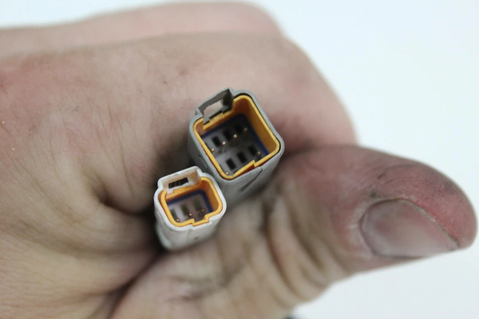 Interruptor intermitente faro izquierdo ducati hypermotard 1100s 1100 08-10 65110071a Foto 4 de 4