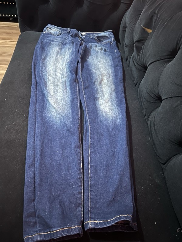 Blue Medium Wash Denim Jeans Women  5-Pocket Button Zip
