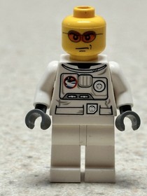 LEGO CITY: Space Shuttle (3367) All Build Parts and Minifigure; No Instructions