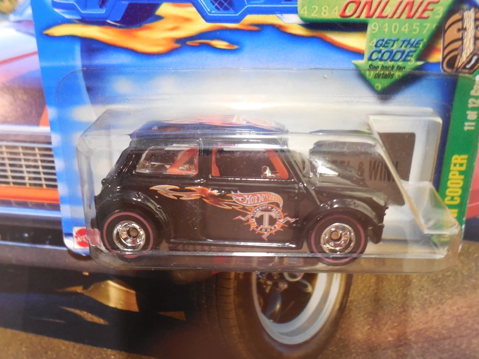 Hot Wheels Treasure Hunt Mini Cooper Real Riders 11 de 12 Coleccionista Nº 011 TH RR Foto 2 de 3
