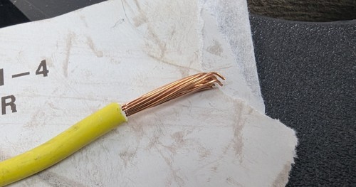 962' Secel Wire 6GXL-1401-4 14AWG 19 trenzado alambre de cobre desnudo XLP amarillo NUEVO - Imagen 4 de 4