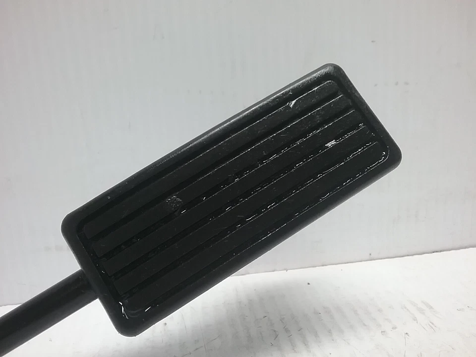 Педаль газа в сборе 1999-2004 Honda Odyssey (3,5 л 6 цилиндров) - Изображение 3 из 4