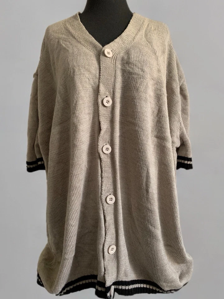 boohooMAN Jackets & Cardigan & Sweaters & Jumpers Beige Oversized  Men’s Women’s - Image 2 of 4