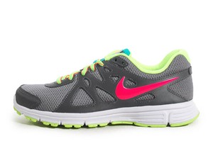 neon green nike tennis shoes