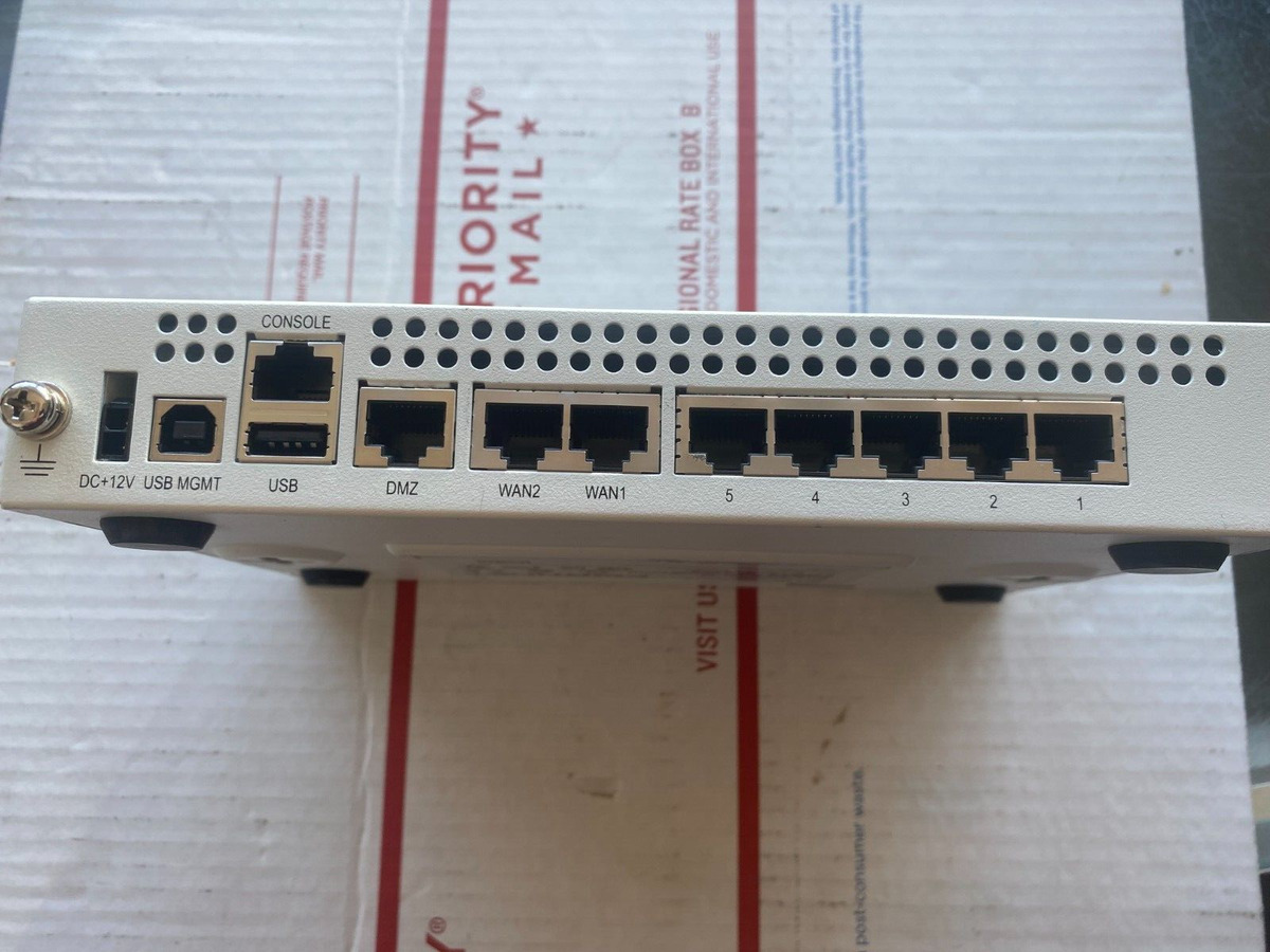 Fortinet FortiGate 60C Security Firewall Appliance FortiGate-60C FG-60C-G  P08943