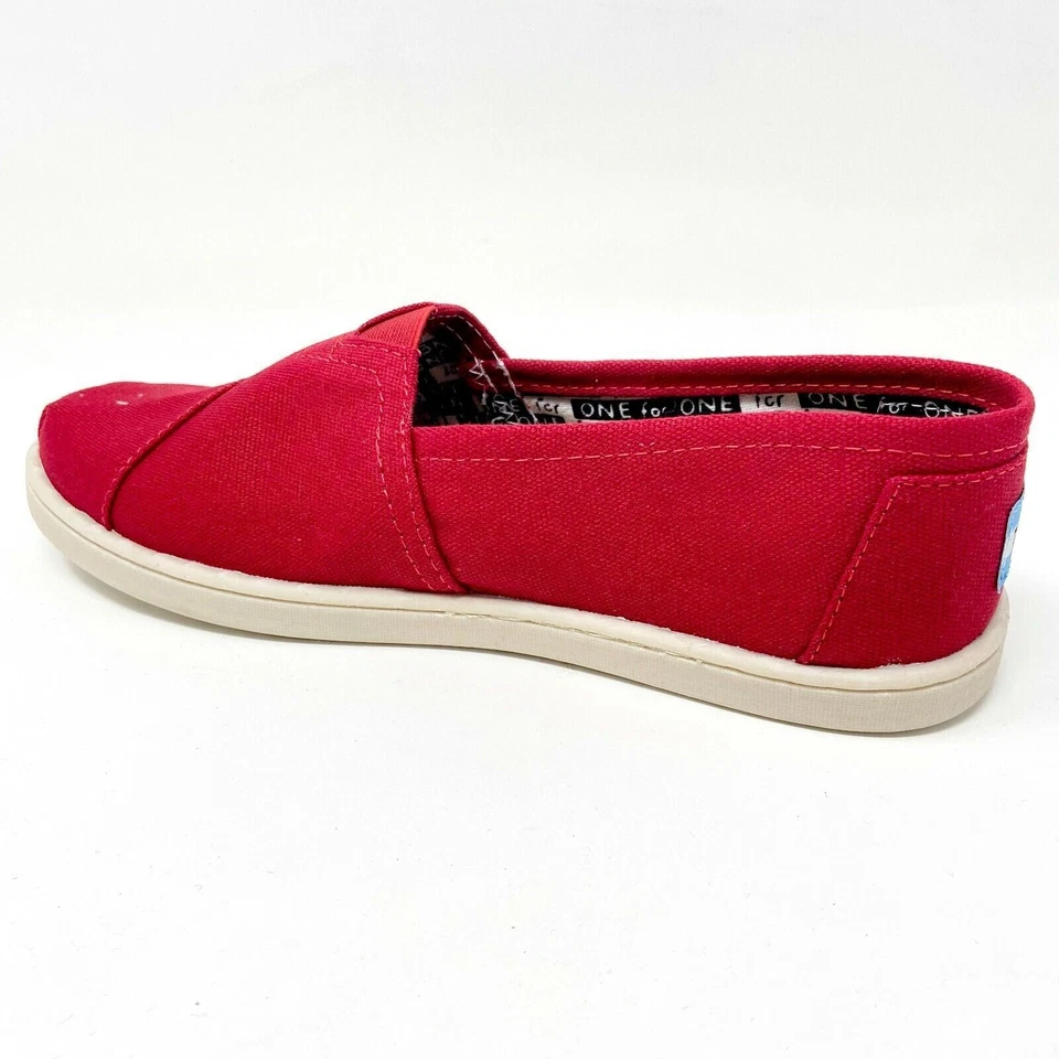 Zapatos planos informales sin cordones Toms Classics de lona roja para jóvenes Foto 3 de 4