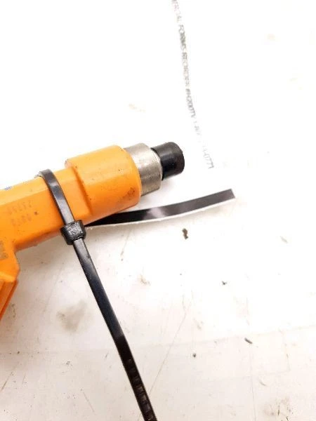 04-09 TOYOTA CAMRY LE 2.4L 4CYL Inyector de combustible  Foto 4 de 4