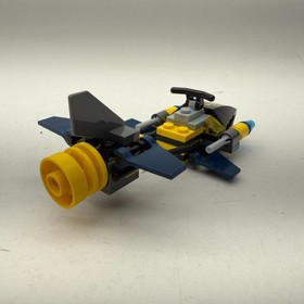 LEGO DC The Penguin Face Off 76010