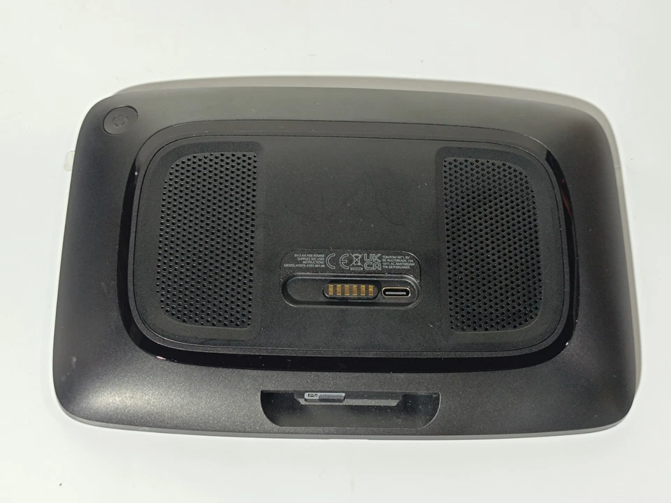 TomTom GO Superior 7 Zoll Navigationsgerät 4YD70 4YD7.001.00 Ohne Zubehör_0.35_5 - Bild 2 von 4