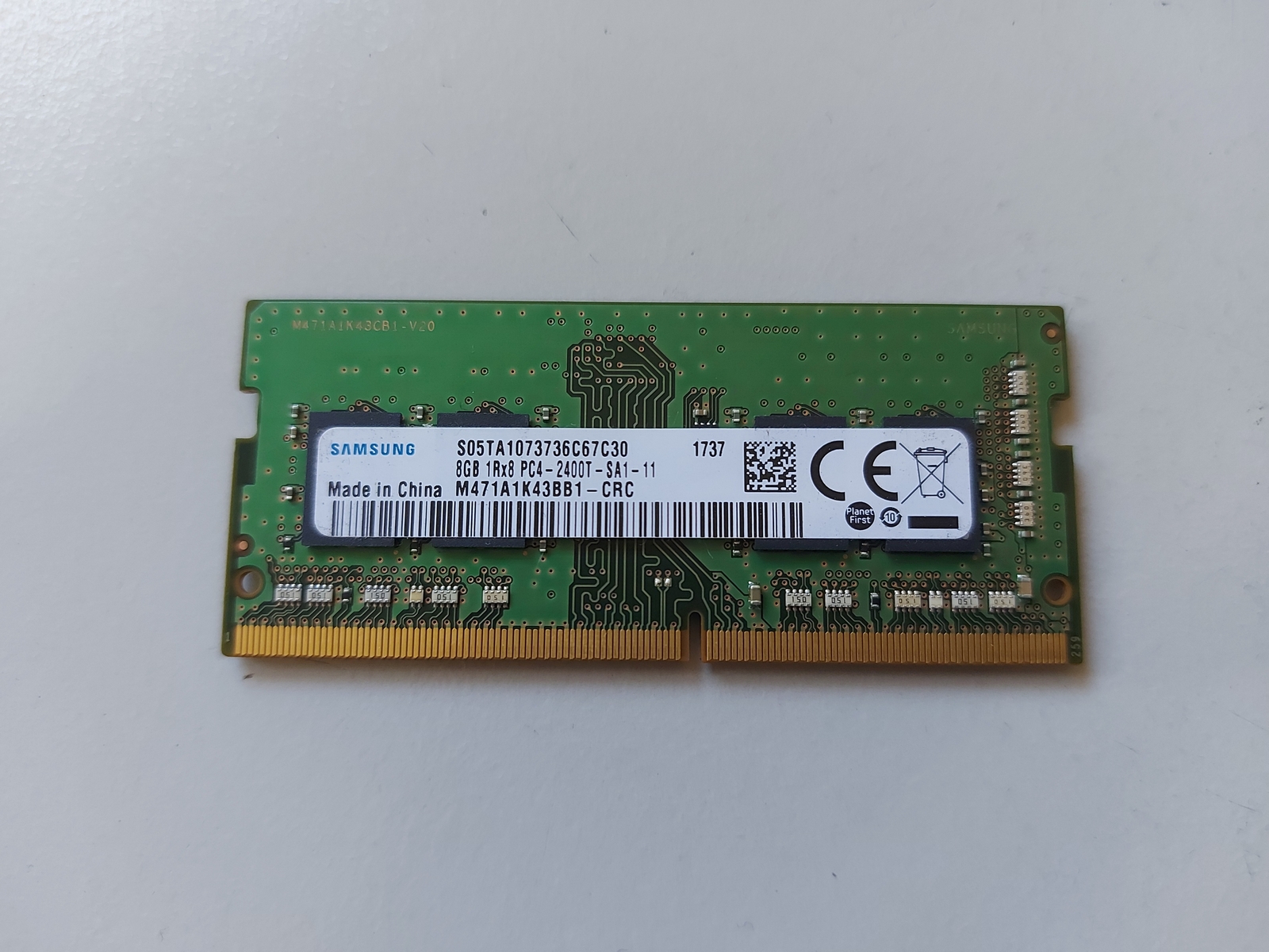 Samsung 8GB PC4-19200 DDR4-2400MHz CL17 260-Pin SoDimm ( M471A1K43BB1-CRC ) REF