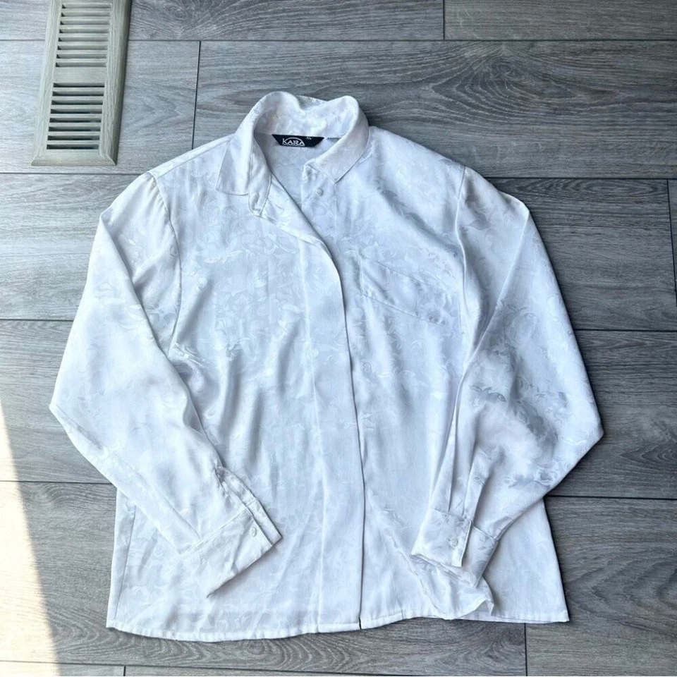 Camisa vintage Kara blanca estampada satinada con botones talla XL Foto 4 de 4