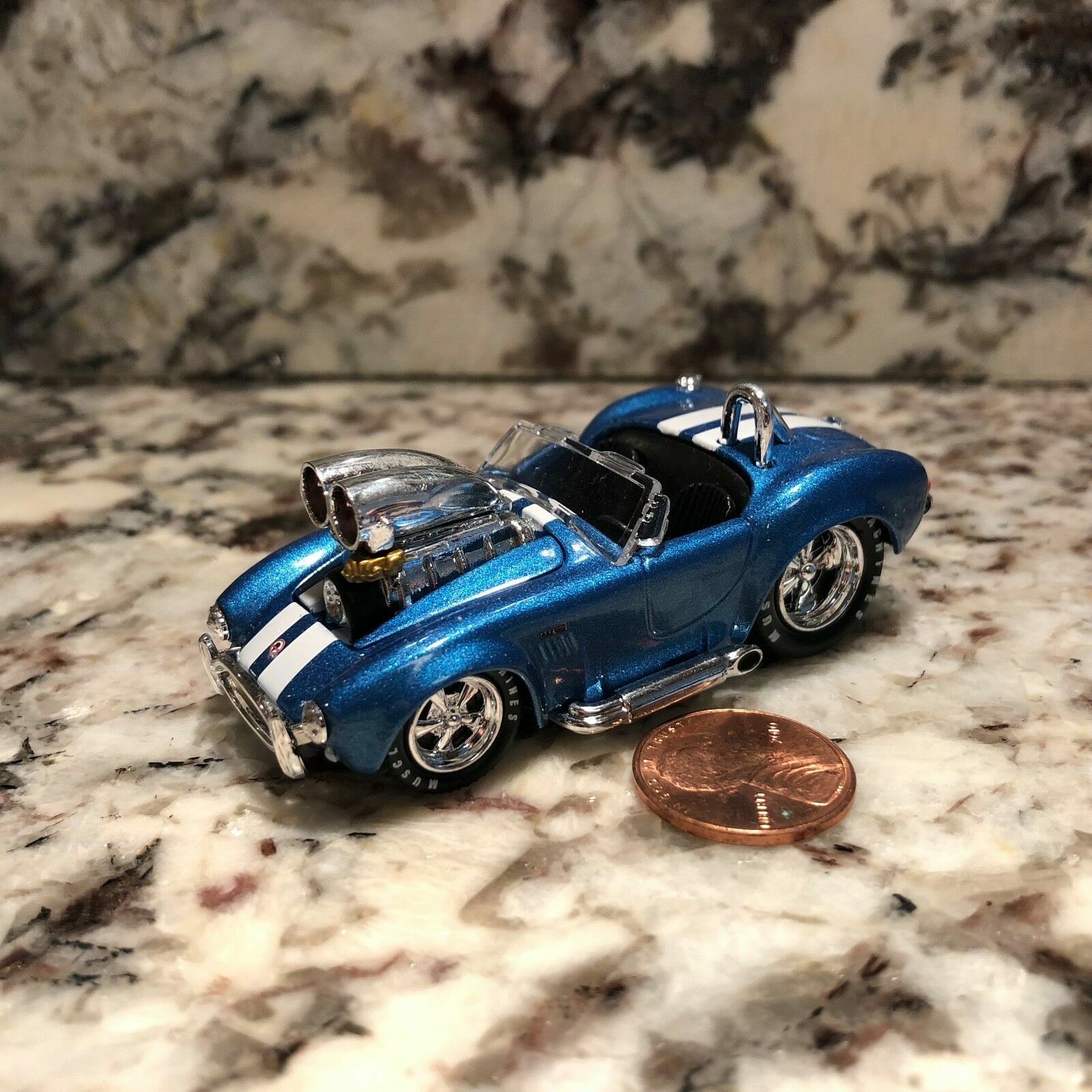 Picture 3 of 141