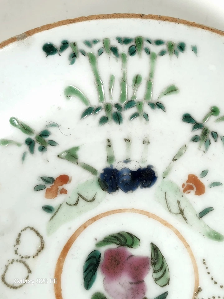Antiguo plato chino de porcelana rosa Famille siglo XIX 5,5 pulgadas de diámetro Foto 2 de 4
