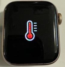 Apple Watch SE 40mm Gold Aluminum - Starlight Sport Band MKQ3LL/A CIB  READ 