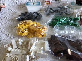 2 Combined LEGO 3844 Creationary Game Retired 95-99% Complete Set
