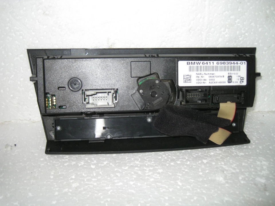 2006-2008 BMW 325i нагреватель переменного тока температуры панели управления OEM # 64116983944 W AUTO - Изображение 4 из 4