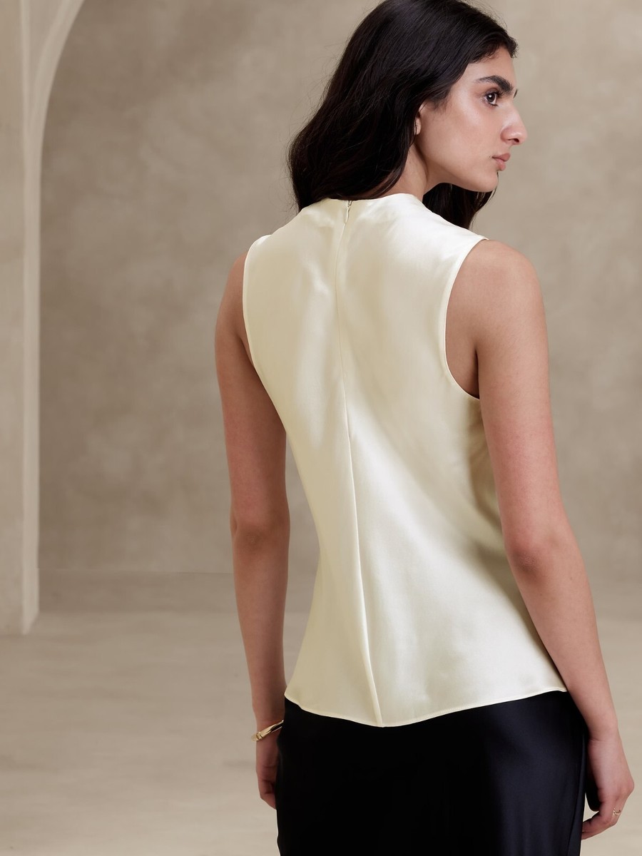 Banana Republic - ノースリカットソー　XS silk NWOT Banana Republic EMIE SILK TANK, Beige Camel SIZE L