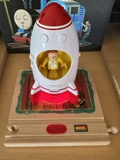 32911 Brio Wooden Train Curious George Lights  Sound Rocket Base Thomas 