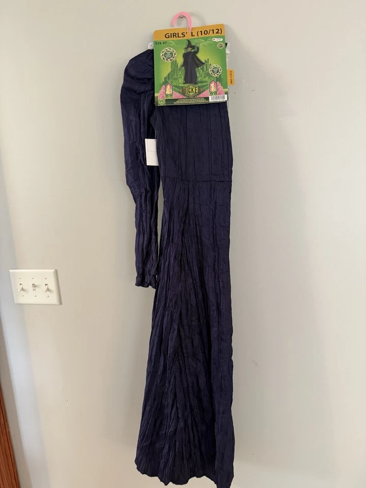 Brand new! Girls 10/12 Wicked Witch Costume with cape hat dress disguise - Image 2 of 3