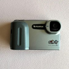 Fujifilm CLIP-IT DS-7 Digital Camera