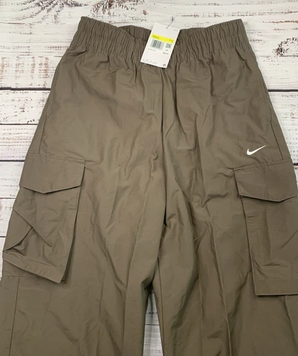 Nike Women's Woven Cargo Pants Ironstone Brown HM6976-004 Mid-Rise Size Small S