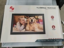 FRAMEO Digital Picture Frame- 15.6inch Digital Photo Frame with 1920  1080 IPS