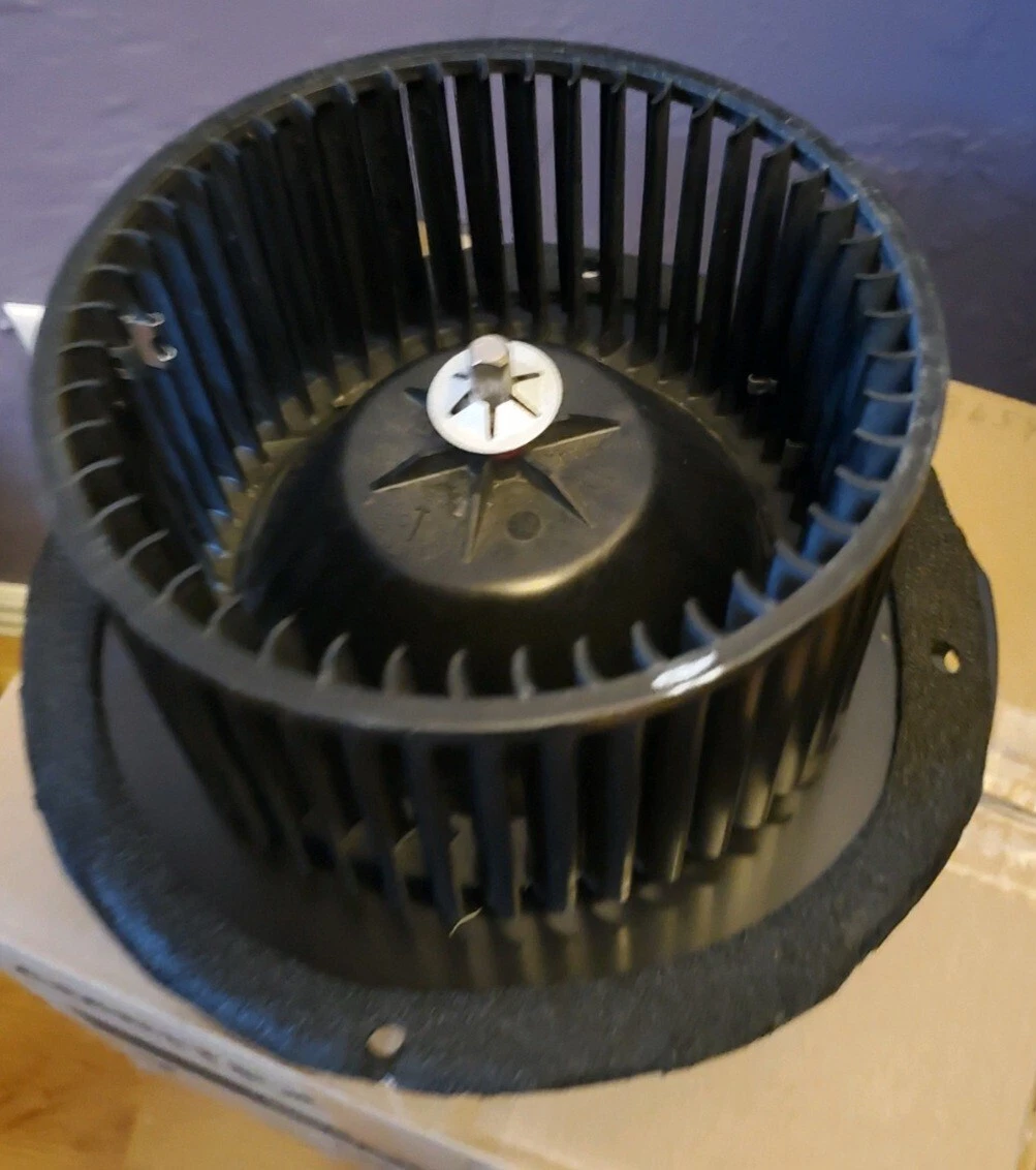 John Deere HVAC Blower Motor P#AT313282 1000226462-P132011 S/N 