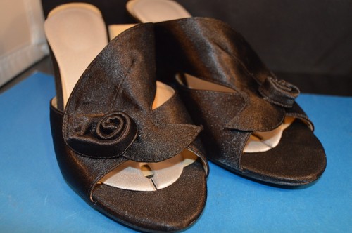 BLACK SATIN MULES SHOES 9 J. Renee 2 1/2"Heels sexy NEW INNER SOLES Slip On VG+ - Picture 4 of 12