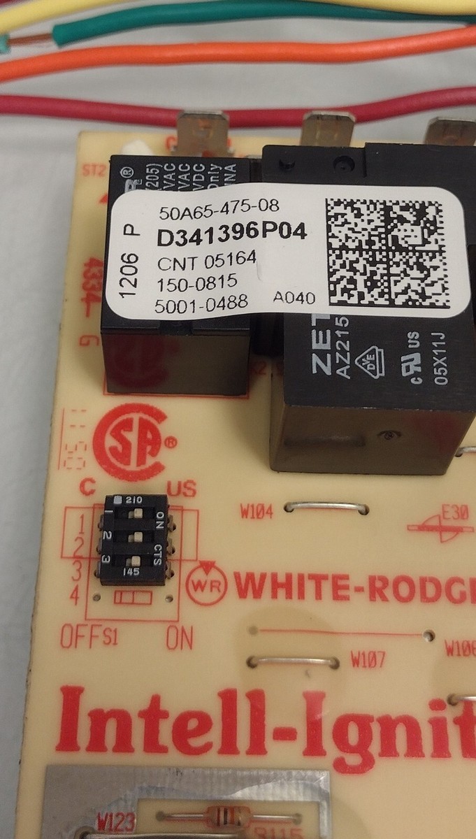 LENNOX SureLight 50A65-120 Furnace Control Circuit Board 10m9301 Used P744