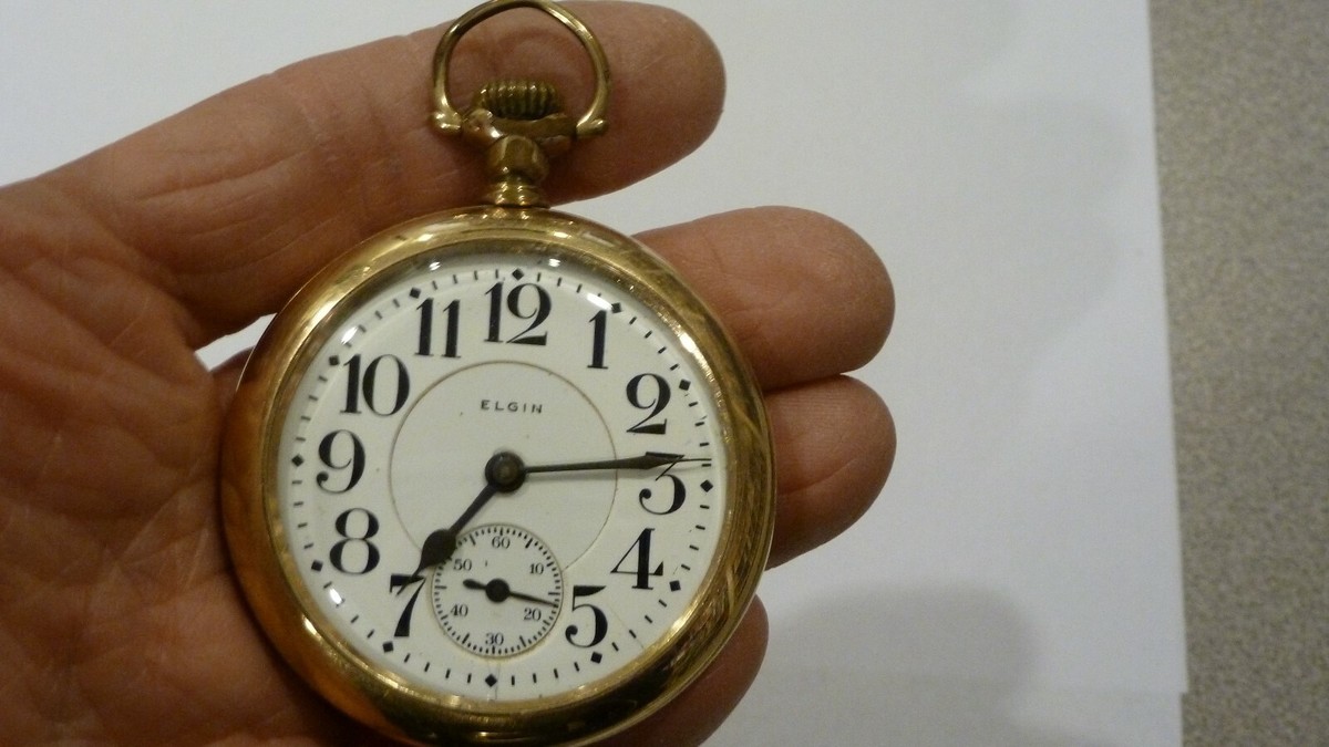 ANTIQUE MENS 18S ELGIN VERITAS 23J GOLD FILLED LS POCKETWATCH