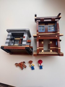 LEGO Toy Story 2 7594 Woodys Roundup Incomplete