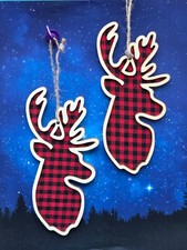 SET OF 2 New wood buffalo plaid reindeer deer heads Christmas ornaments NWOT