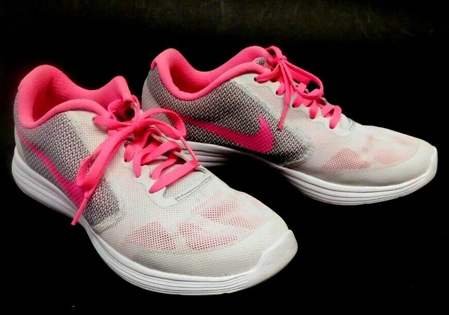 Girls nike revolution clearance 3 tennis shoes