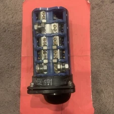 Kraus & Naimer C250 A270 Multi Tap Transformer Switch USN 3 Position USED