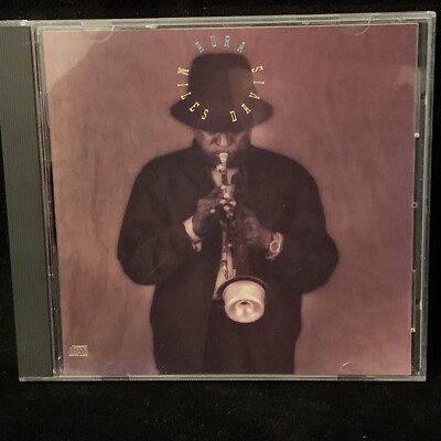 MILES DAVIS - Aura by Miles Davis (CD, Sep-1989, Columbia - DADC (USA))